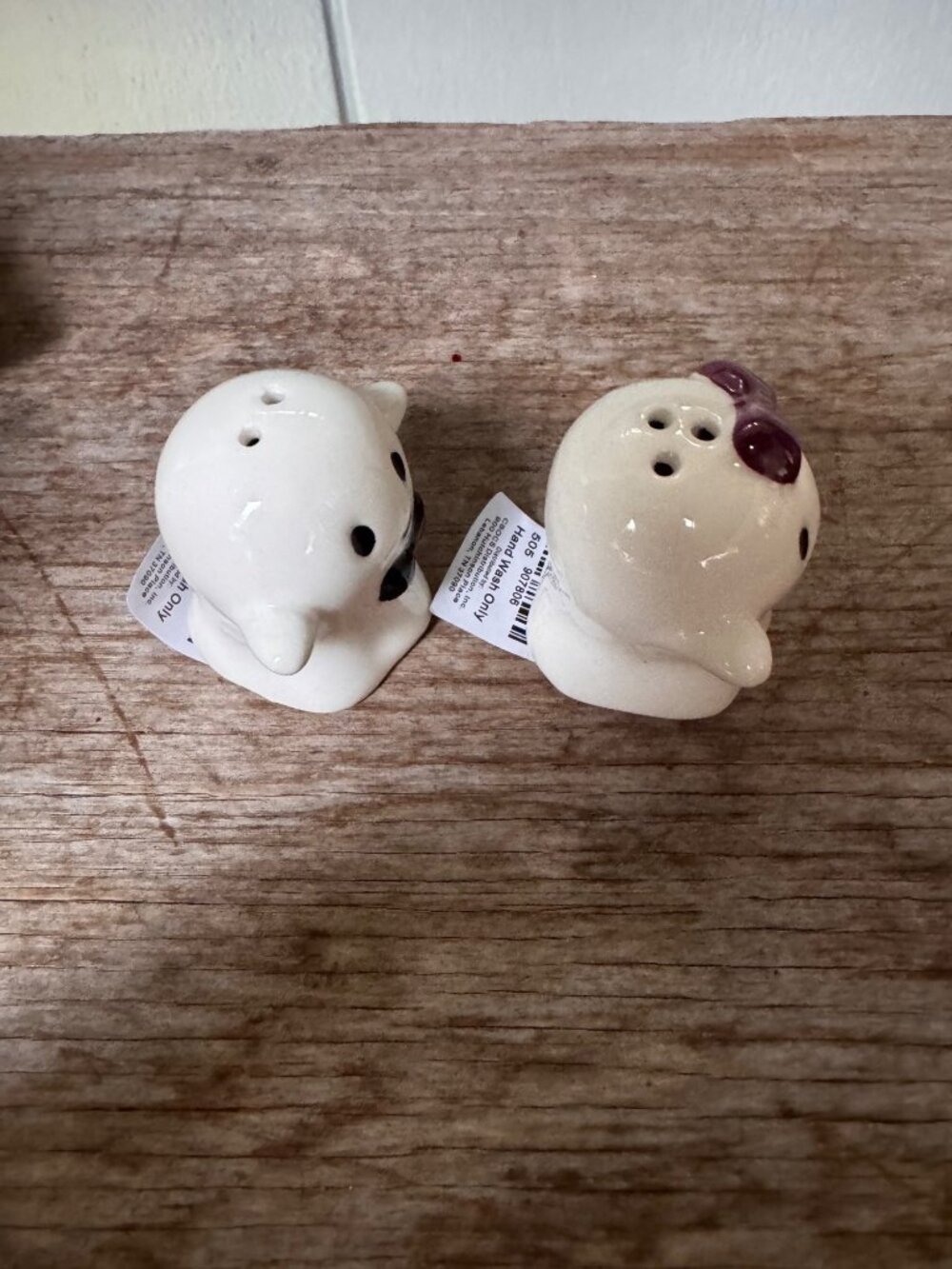 Cracker Barrel Halloween Ghost Salt & Pepper Shakers Ceramic Pair New Tags - Picture 4 of 8